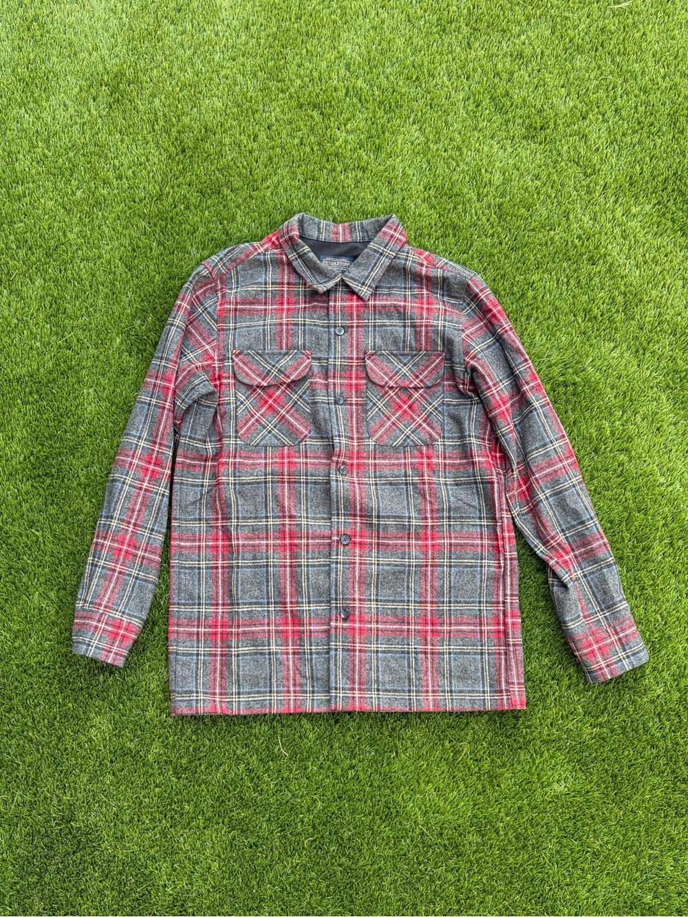 Pendleton The Original Board Shirt Men’s Medium M Gray Red Plaid Wool Flannel